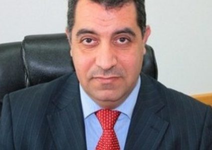 هل الفقراء يتظاهرون لصالح الأغنياء؟!