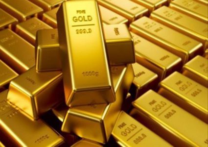 الذهب يهبط مع صعود الدولار