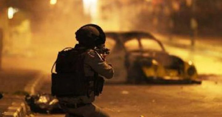 اندلاع مواجهات مع الاحتلال في قرية دير أبو مشعل