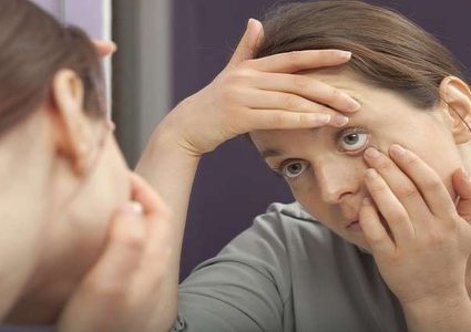 اكتشاف بروتين خطير في عيون البشر