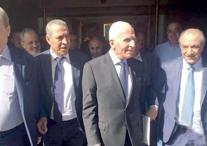 وفد فتح يجري مشاورات في القاهرة