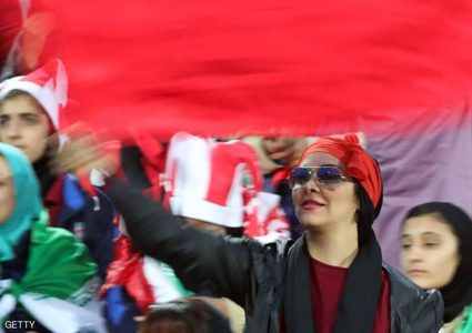 الفيفا قد يوقع عقوبات على إيران "بسبب النساء"