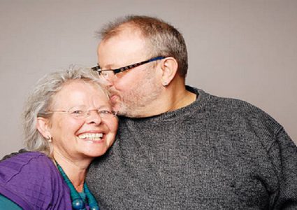 اكتشاف نتيجة سلبية للسعادة الزوجية!