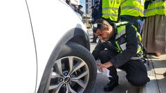 النقل والمواصلات توفر فاحصي مركبات في نابلس