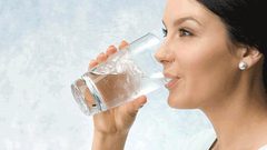 أيهما أفضل للصحة.. الماء البارد أم الفاتر؟