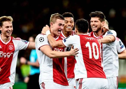 أياكس يكسر عقدة عمرها 13 عاما في دوري الأبطال