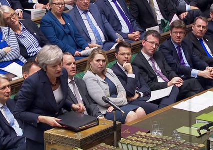 ماي تسعى لإقناع مواطنيها باتفاق "بريكست"