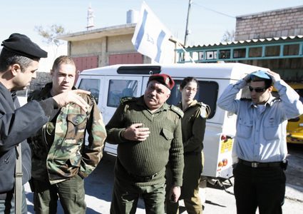 "إسرائيل" توقف التنسيق الأمني مع السلطة في القدس