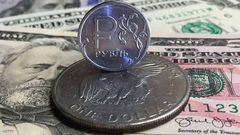 روسيا تخطو نحو الاستغناء عن الدولار