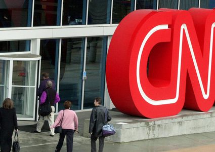 "سي إن إن" تفصل محللا دعا إلى مقاطعة إسرائيل