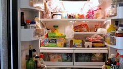 ما هي الأطعمة التي يجب تجنب وضعها في الثلاجة ؟