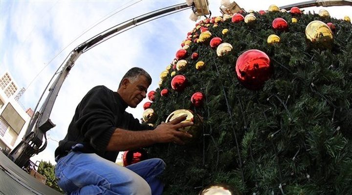 بيت لحم: تواصل الاستعدادات لإضاءة شجرة الميلاد