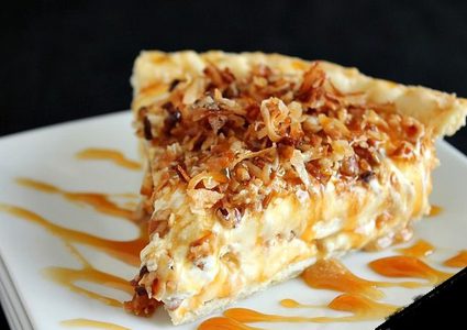 فطيرة جوز الهند واليقطين والجزر