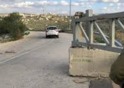 الاحتلال يعيد فتح بوابة قرية كفر الديك بعد اغلاقها