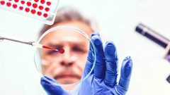 علماء: اكتشاف 4 أسباب "صادمة" للإصابة بالسرطان