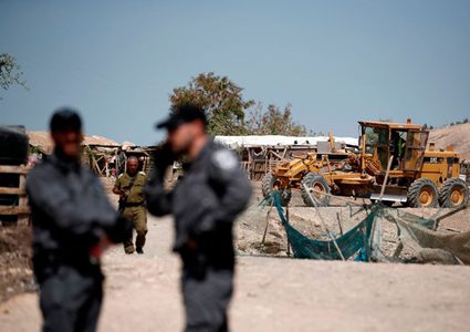 إخلاء الخان لا يلوح في الأفق