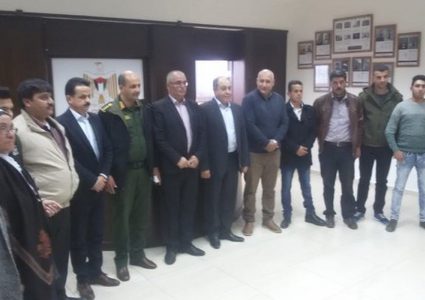 وفد من "النضال الشعبي" يلتقي المحافظ رمضان