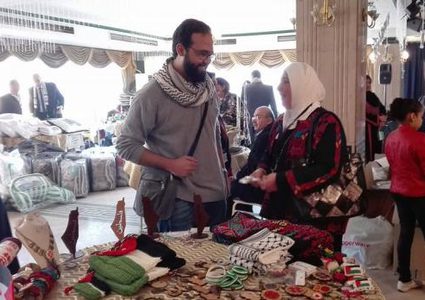 منتجات فلسطينية في القاهرة تحاكي التراث والأصالة