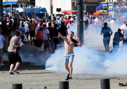 ماكرون يأمر بـ"القبضة الحديدية"