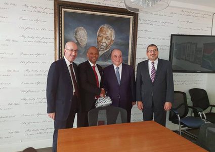 وفد مؤسسة ياسر عرفات ينهي زيارته لجنوب افريقيا