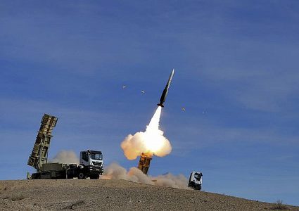 إيران ستواصل التجارب الصاروخية رغم الغضب الأمريكي