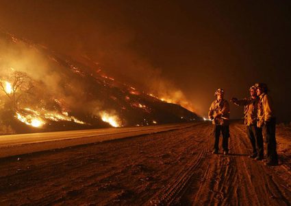 خفض عدد المفقودين في حرائق غابات كاليفورنيا