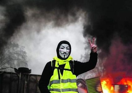 اقتراحات للمعارضة لإخماد ثورة "السترات الصفراء"