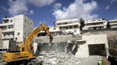 الاحتلال يهدم منزلاً قيد الإنشاء في القدس