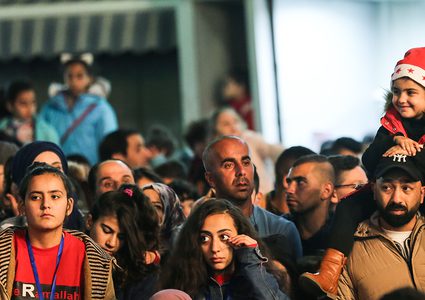 حفل إضاءة شجرة الميلاد في ميدان الشهيد ياسرر عرفات