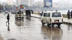 مصرع شخص وغلق موانئ جراء سوء الأحوال الجوية في مصر