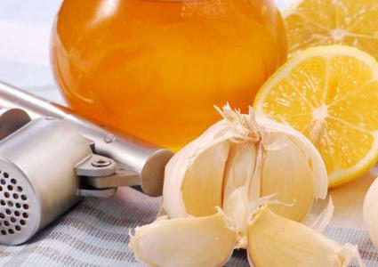 ما هو أفضل علاج منزلي للسعال والبرد ؟