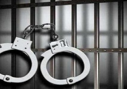 الحبس وغرامة مالية لمدان بتهمة حيازة مواد مخدرة