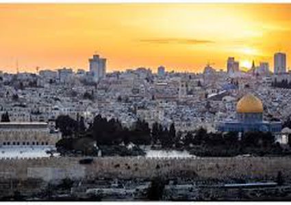 الاحتلال يقضي بإخلاء منزل وأرض لصالح المستوطنين