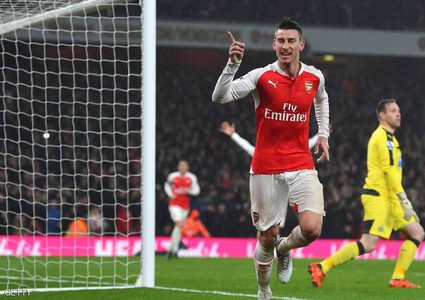 كوسيلني يقترب من العودة إلى صفوف المدفعجية