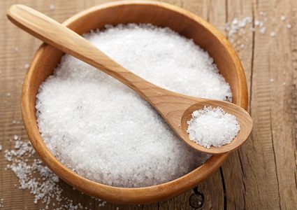 كيف يؤثر الملح على ضغط الدم؟