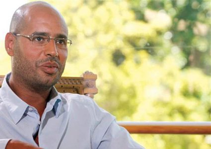 نجل القذافي يقدّم عبر روسيا "حلاً" للأزمة الليبية