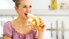 هل يساعد أكل الموز على ضبط ضغط الدم؟