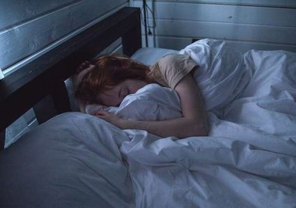 ساعات النوم قد تهددك بالموت المبكر!