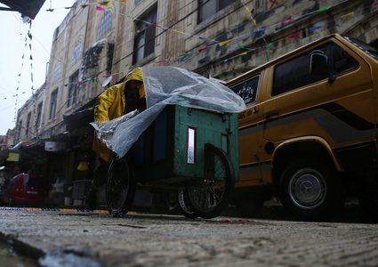 أجواء يوم ممطر للمدينة القديمة في نابلس
