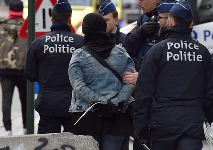 عدوى "السترات الصفراء" تنتقل إلى بلجيكا وهولندا