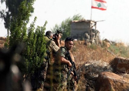 الاحتلال يعزز قواته على حدود لبنان
