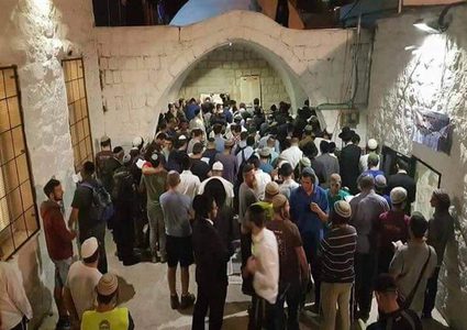 مستوطنون يقتحمون جبل العرمة جنوب نابلس