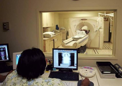 الناجيات من سرطان الثدي عرضة لـ"مشاكل أخرى"