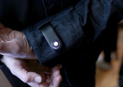 مع هذا "الجاكيت الذكي" لن تنسى هاتفك أبدا!