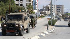 قوات الاحتلال تقتحم مقر "وفا" وتستهدف الموظفين