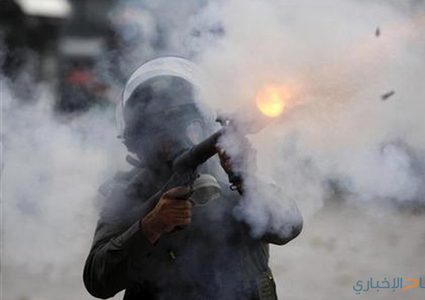 إصابات بالاختناق خلال مواجهات مع الاحتلال ببيت أمر