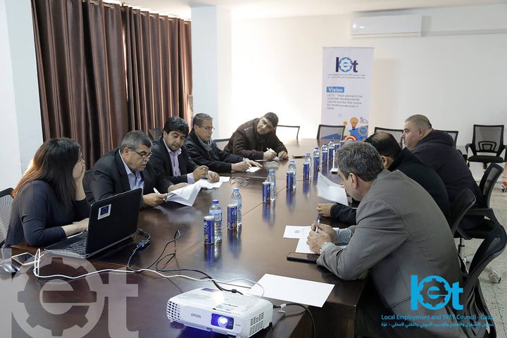 اعادة انتخاب صندوق التشغيل رئيسا للمجلس بغزة