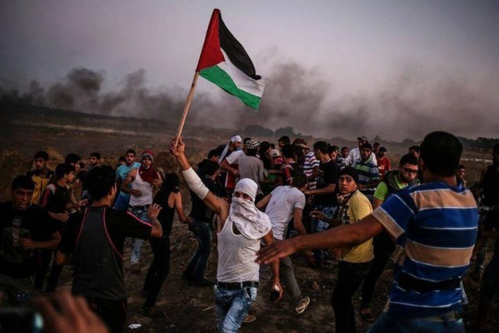 استشهاد الطفل أحمد ياسر أبو عابد متأثرا بجراحه