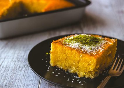 طريقة عمل هريسة جوز الهند اللذيذة