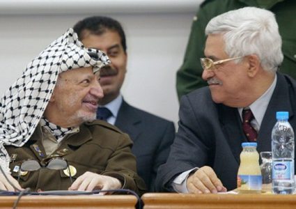 عريقات: المواقف الوطنية للرئيسين هي سبب استهدافهما